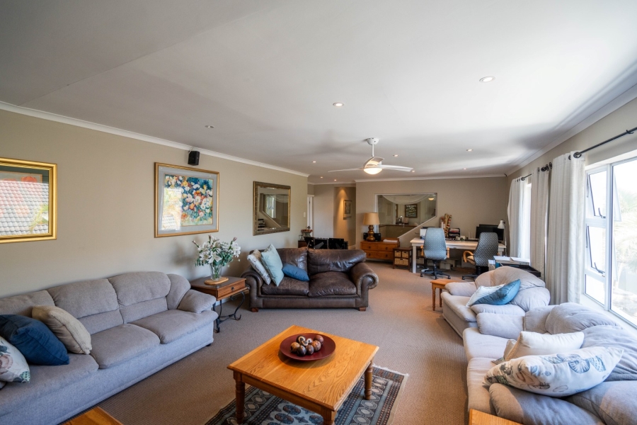 7 Bedroom Property for Sale in Royal Alfred Marina Eastern Cape